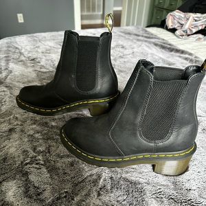 Dr. Marten Cadence boots